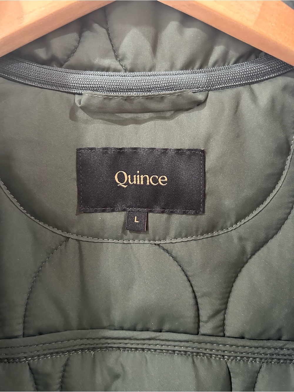 Quince women’s Featherless Quilted Puffer Vest L Green boxy layering outdoorsy - Picture 7 of 9
